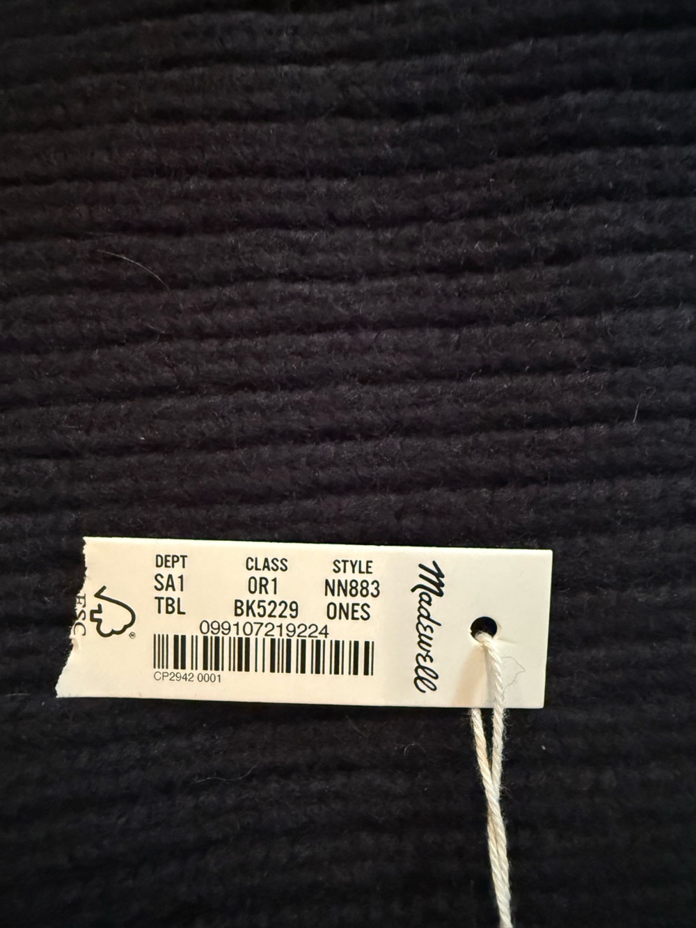 Madewell Classic Wool-Blend Knit Beanie in Black NWT - Picture 5 of 6